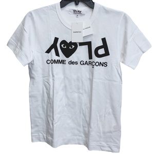 Comme des Garçons PLAY
Play Logo T-Shirt White Plain Tee FARFETCH